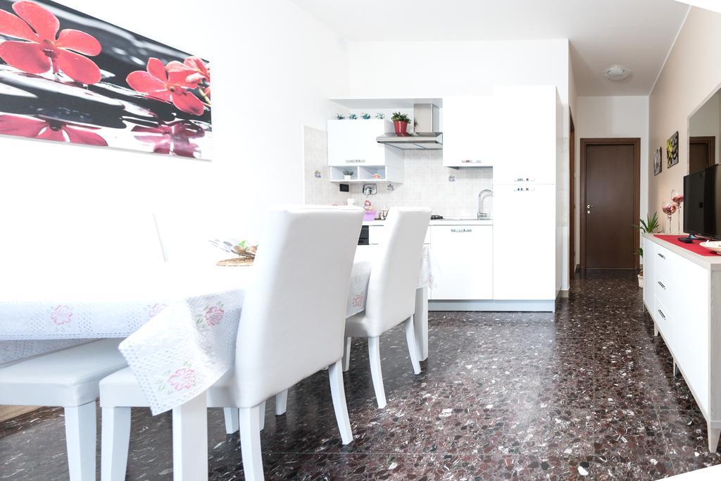 Casa Vacanze Antonia بولونيا المظهر الخارجي الصورة
