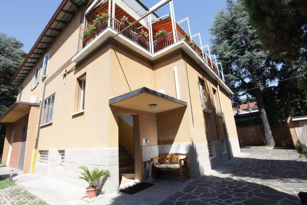 Casa Vacanze Antonia بولونيا المظهر الخارجي الصورة